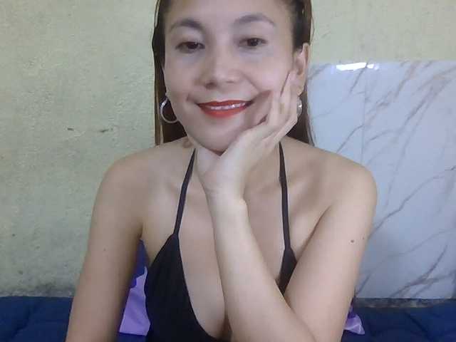 Stephanie215 live cam on BongaCams
