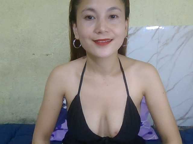 Stephanie215 live cam on BongaCams