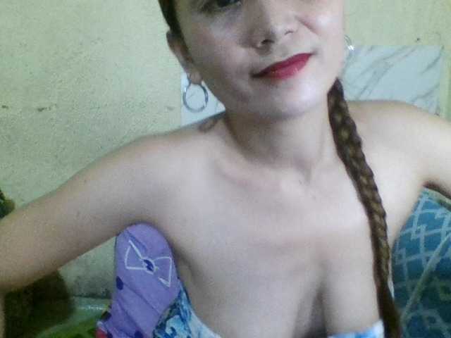 Stephanie215 live cam on BongaCams