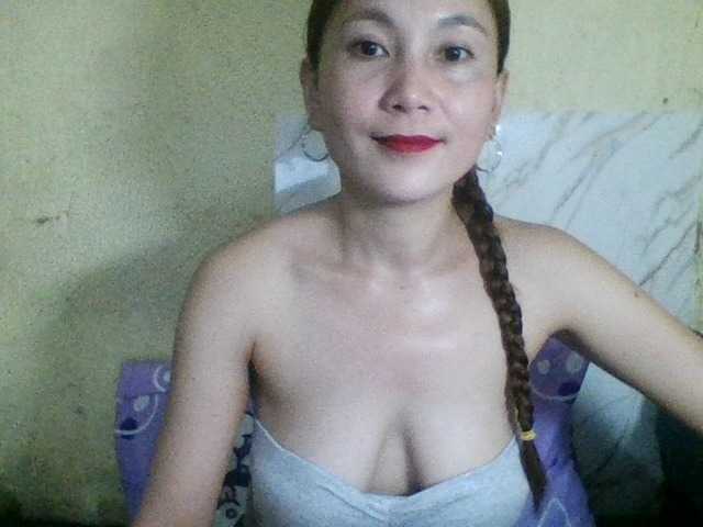 Stephanie215 live cam on BongaCams