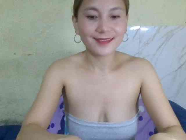 Stephanie215 webcam