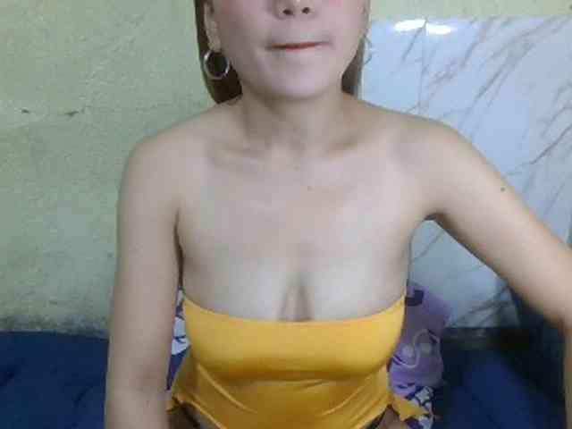 Stephanie215 webcam