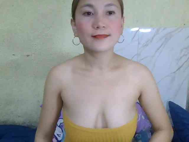 Stephanie215