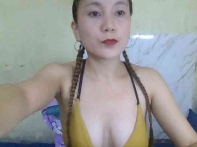 Stephanie215