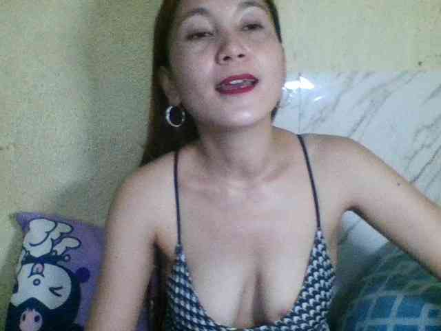 Stephanie215 webcam