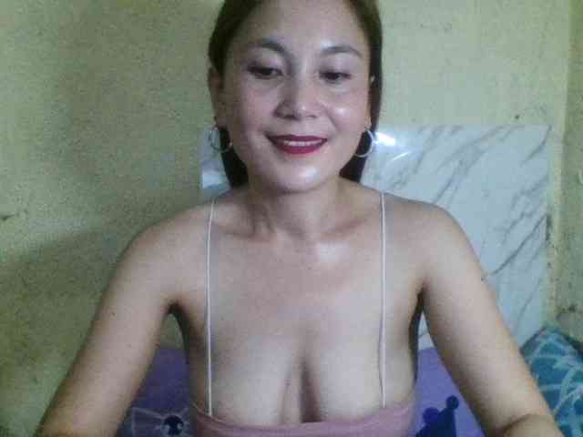Stephanie215 webcam