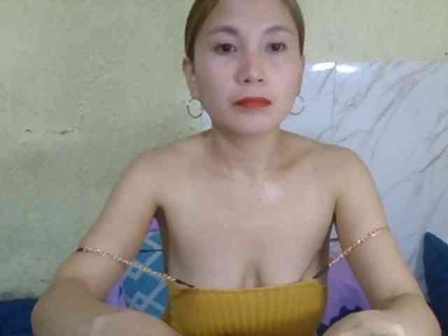 Stephanie215 webcam