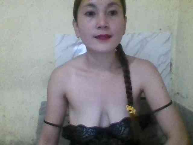 Stephanie215