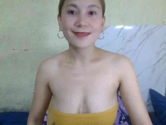 Stephanie215 webcam