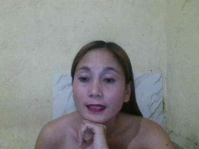 Stephanie215