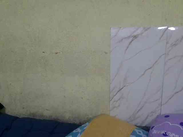 Stephanie215 webcam
