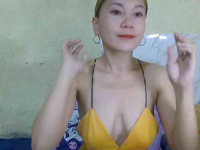 Stephanie215