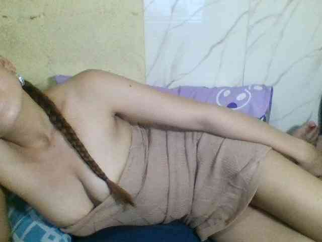 Stephanie215 webcam