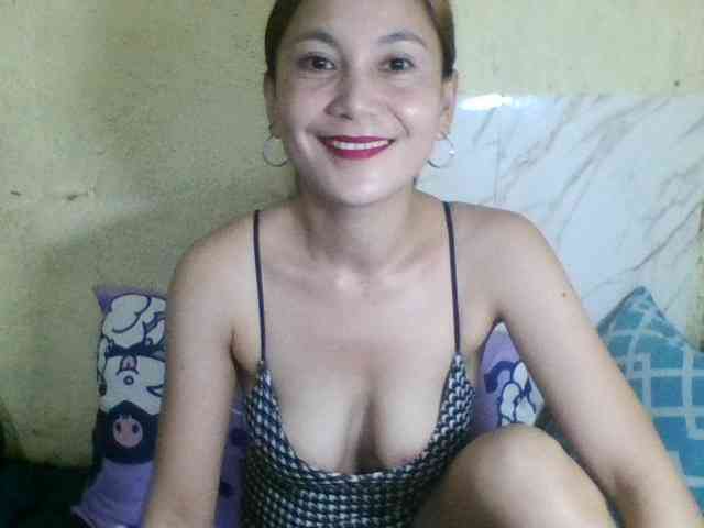 Stephanie215 webcam