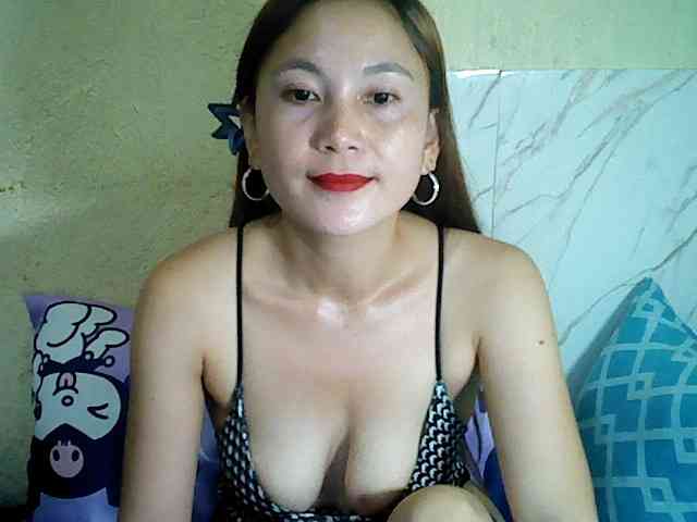 Stephanie215 webcam