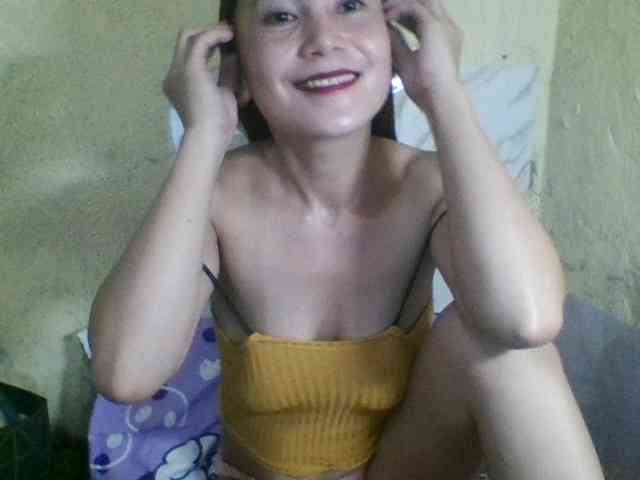 Stephanie215 webcam