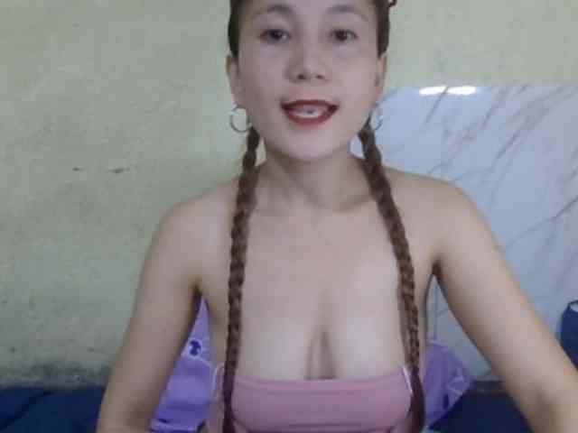 Stephanie215 webcam
