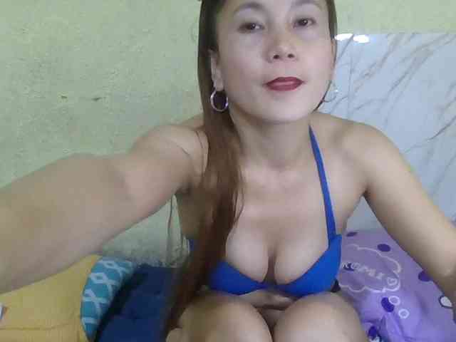 Stephanie215 webcam