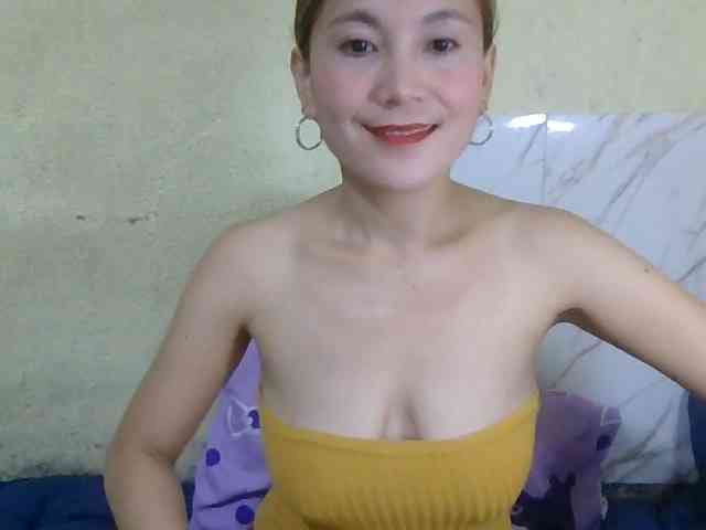 Stephanie215 webcam