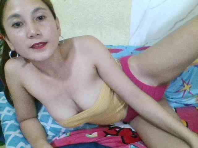 Stephanie215 webcam