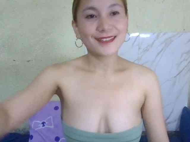 Stephanie215 webcam