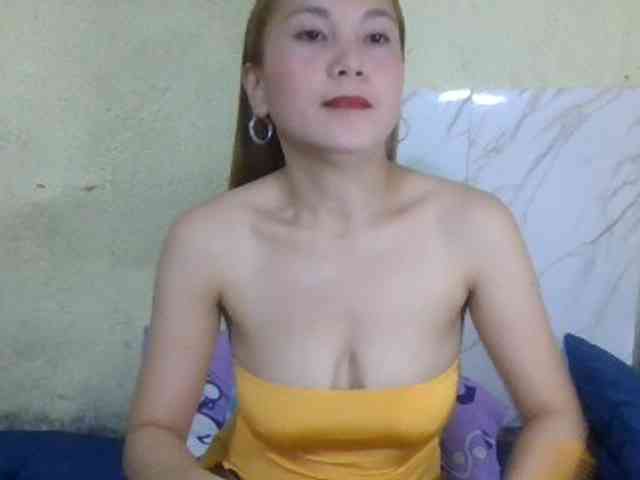 Stephanie215 webcam