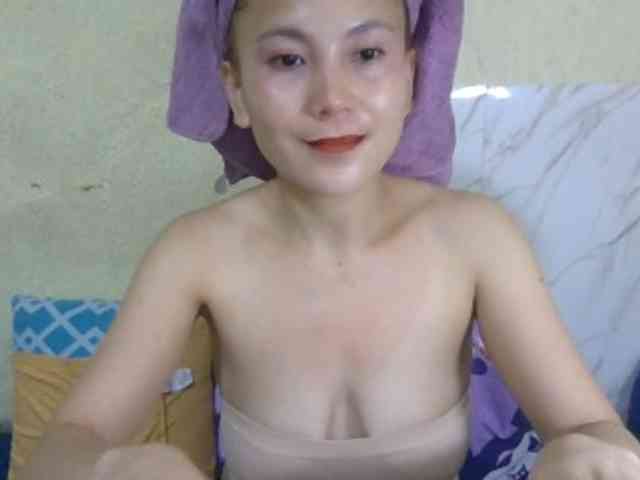 Stephanie215