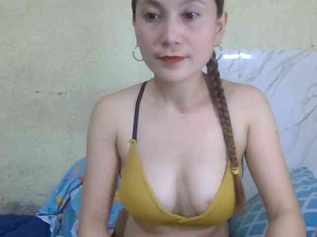 Stephanie215 webcam