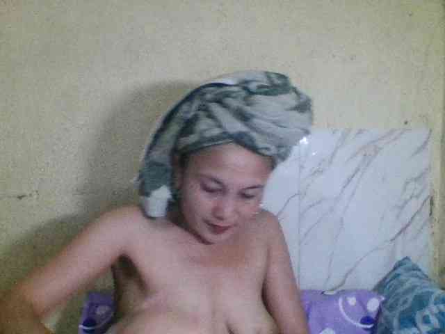 Stephanie215 webcam