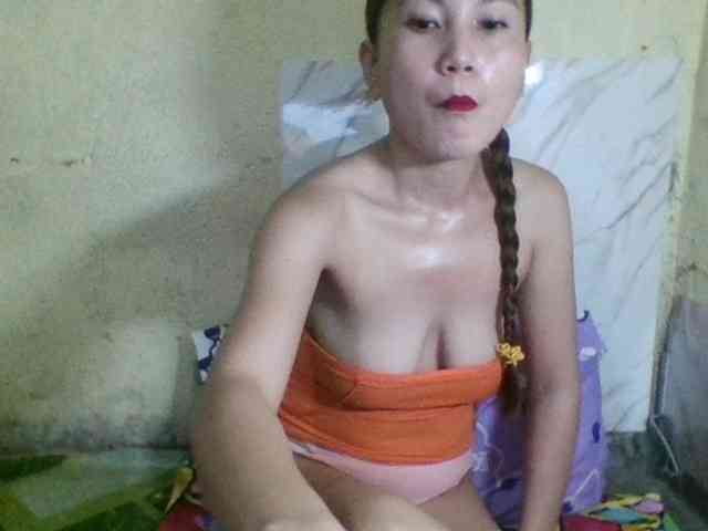 Stephanie215