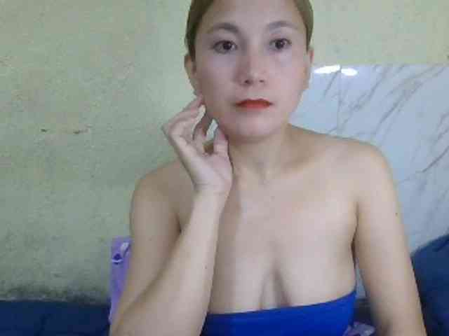 Stephanie215 webcam