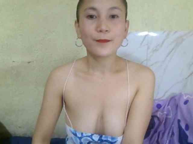 Stephanie215