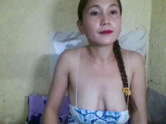 Stephanie215