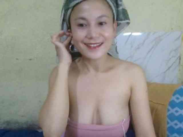 Stephanie215 webcam