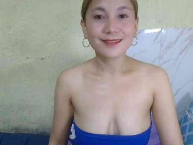 Stephanie215 webcam