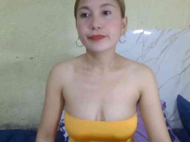 Stephanie215 webcam