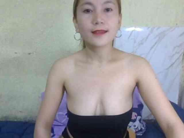 Stephanie215