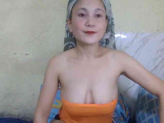 Stephanie215 webcam