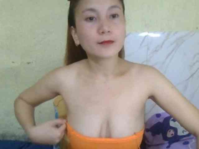 Stephanie215
