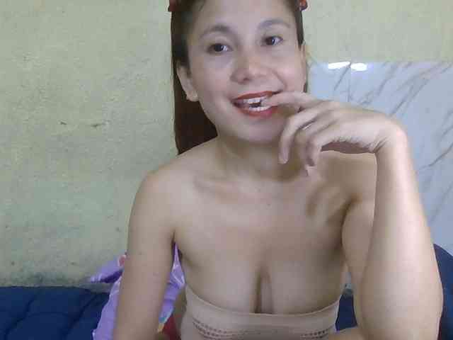 Stephanie215 webcam