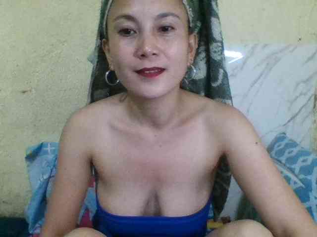 Stephanie215