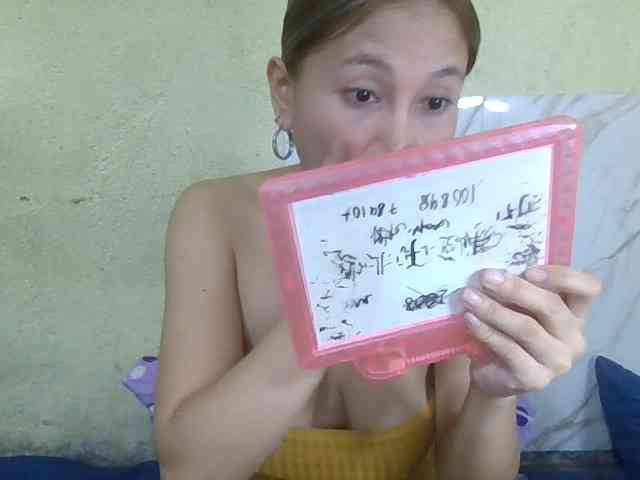 Stephanie215 webcam