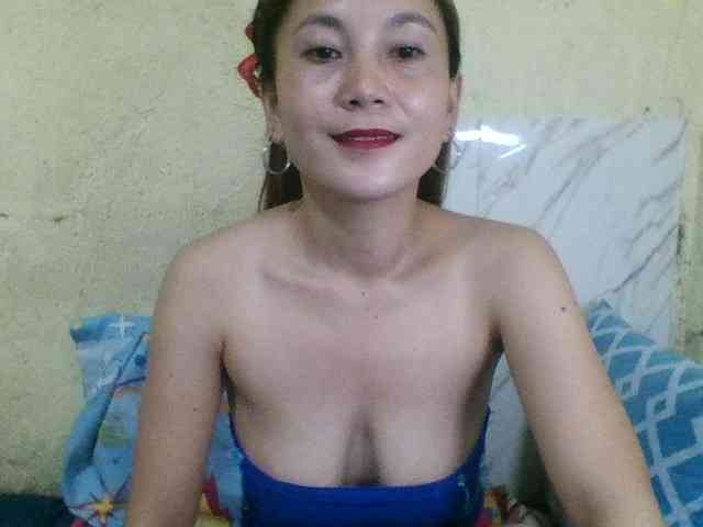 Stephanie215