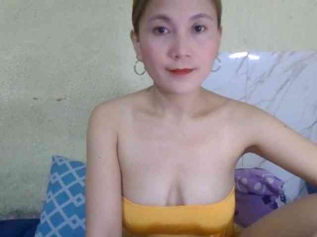 Stephanie215 webcam