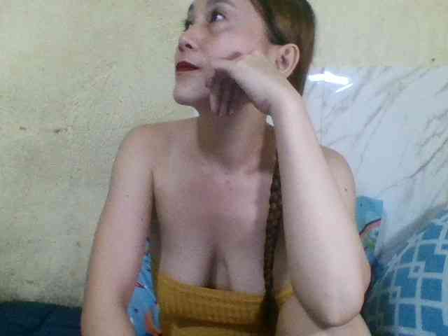 Stephanie215