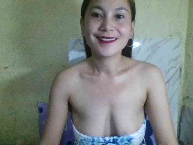 Stephanie215