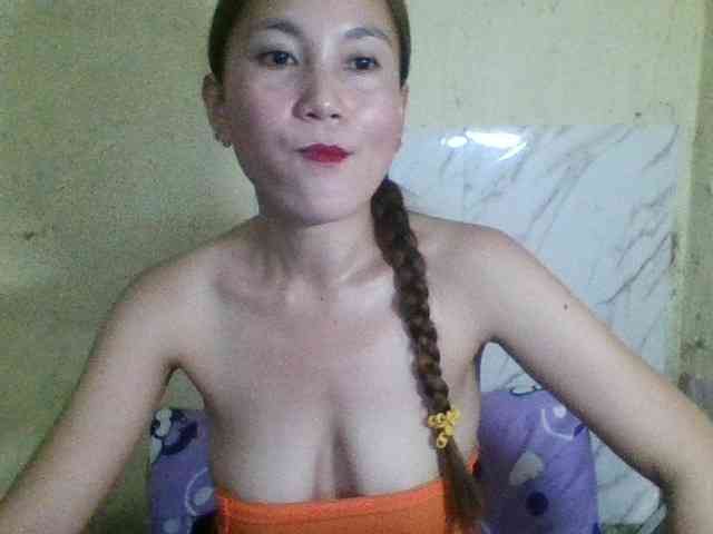 Stephanie215