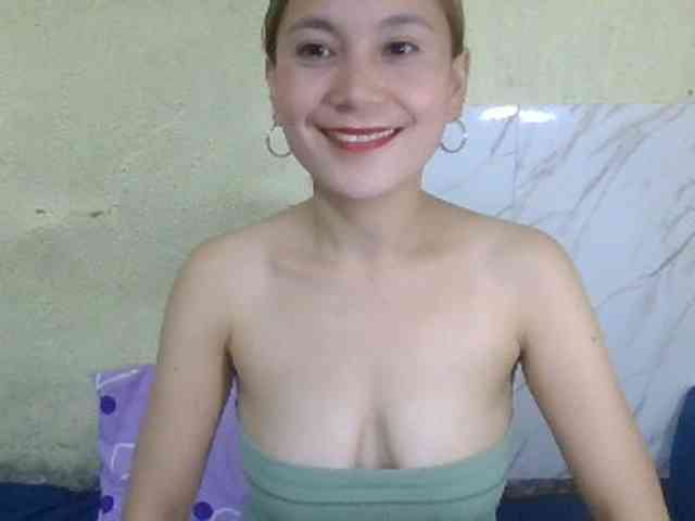 Stephanie215 webcam