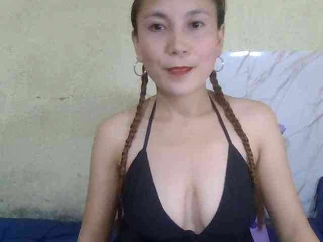 Stephanie215