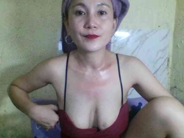 Stephanie215